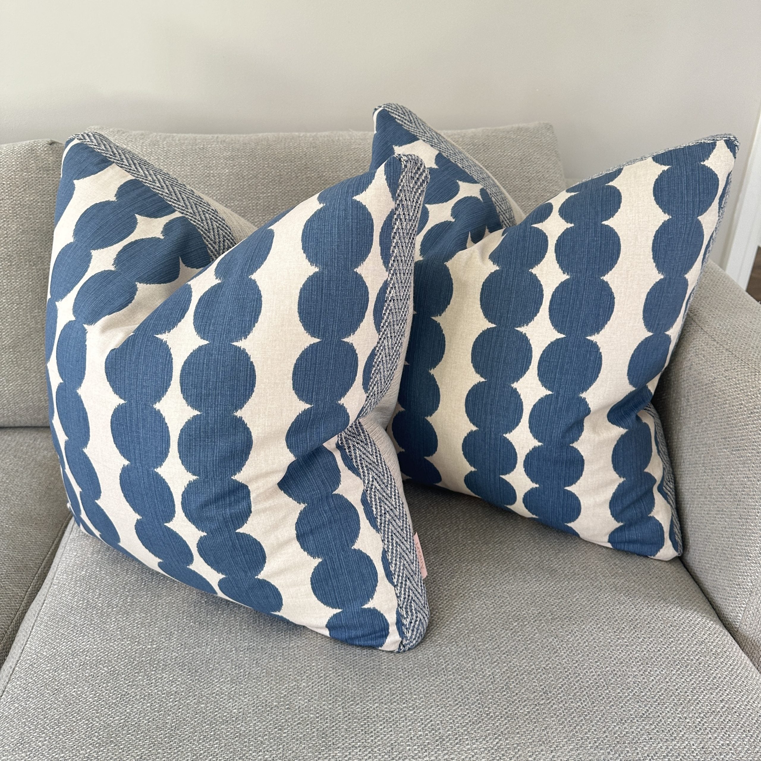 Clovelly Blue