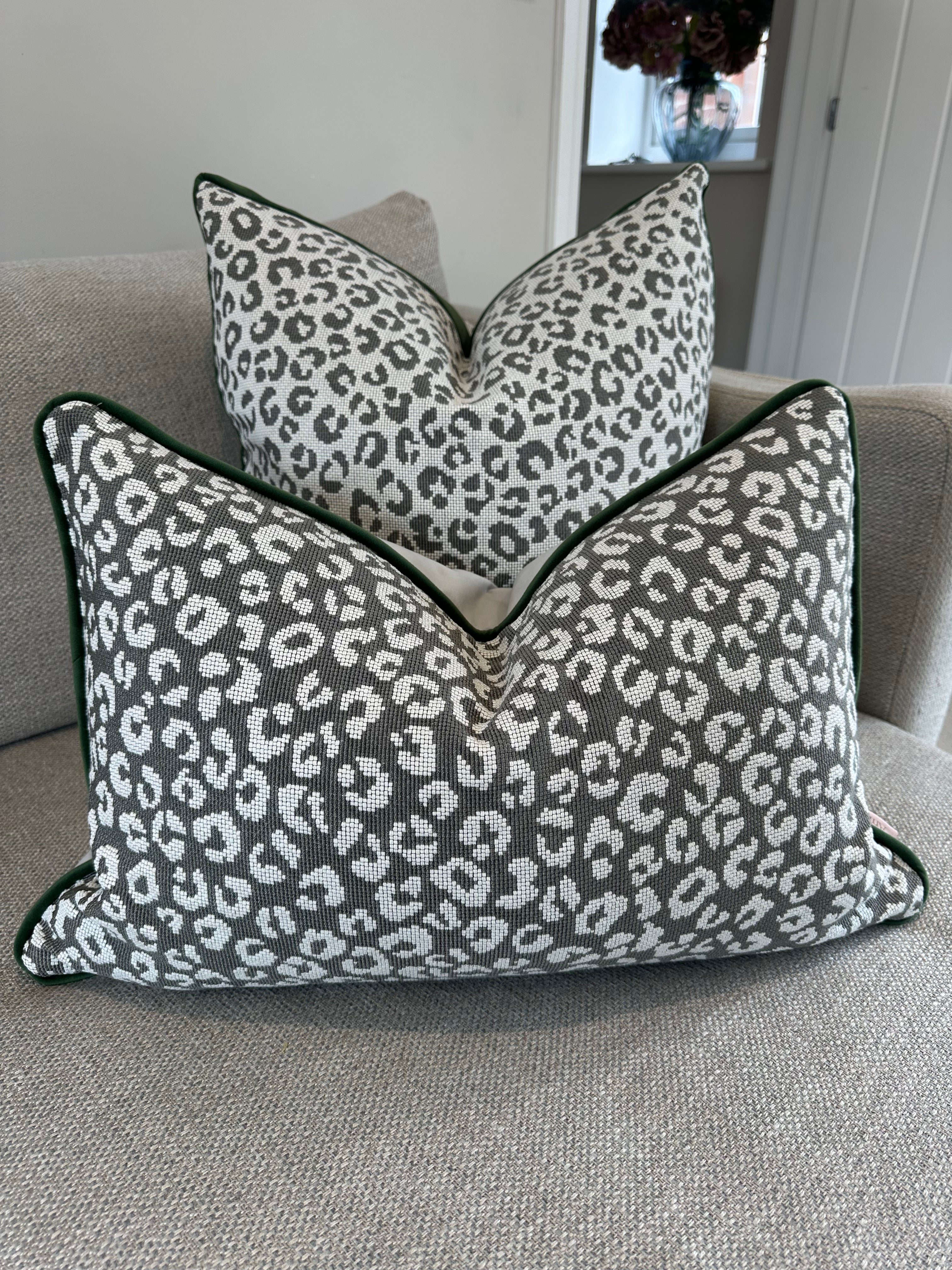 Ocelot Dot Green Square